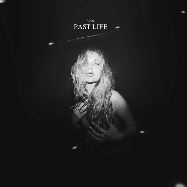lo/la — Past Life cover artwork