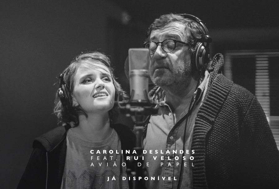 Carolina Deslandes featuring Rui Veloso — Avião de Papel cover artwork