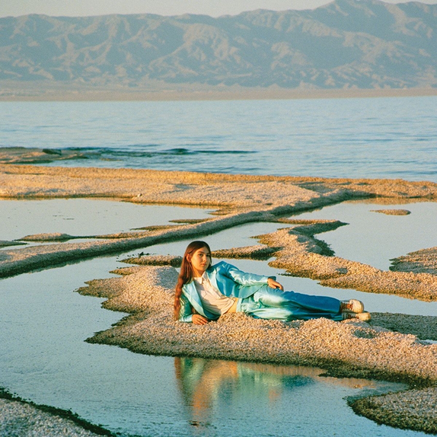 Weyes Blood Front Row Seat to Earth cover artwork