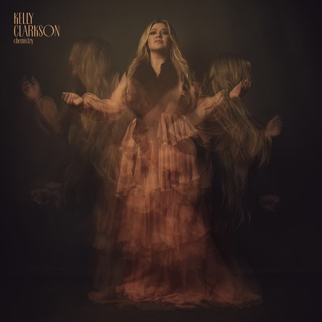 Kelly Clarkson — Roses cover artwork