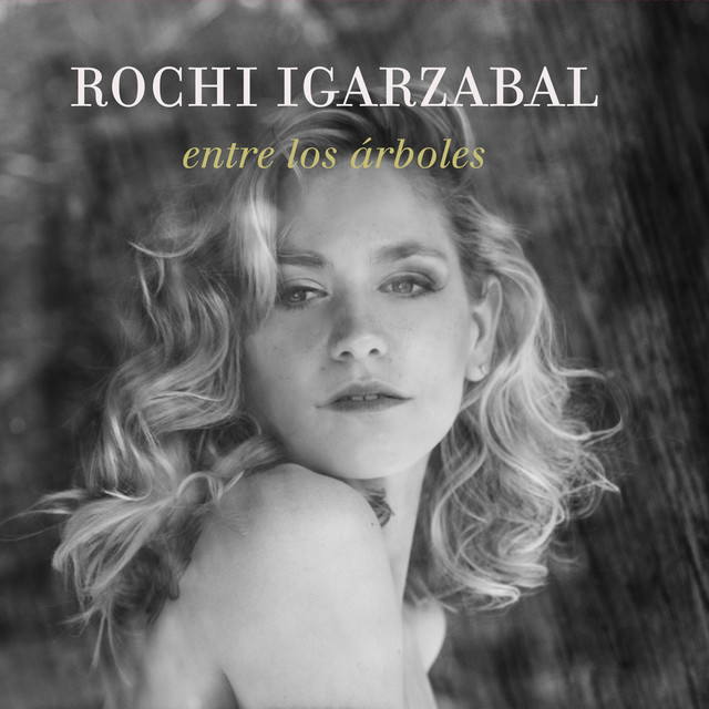 Rochi Igarzábal Entre los árboles cover artwork