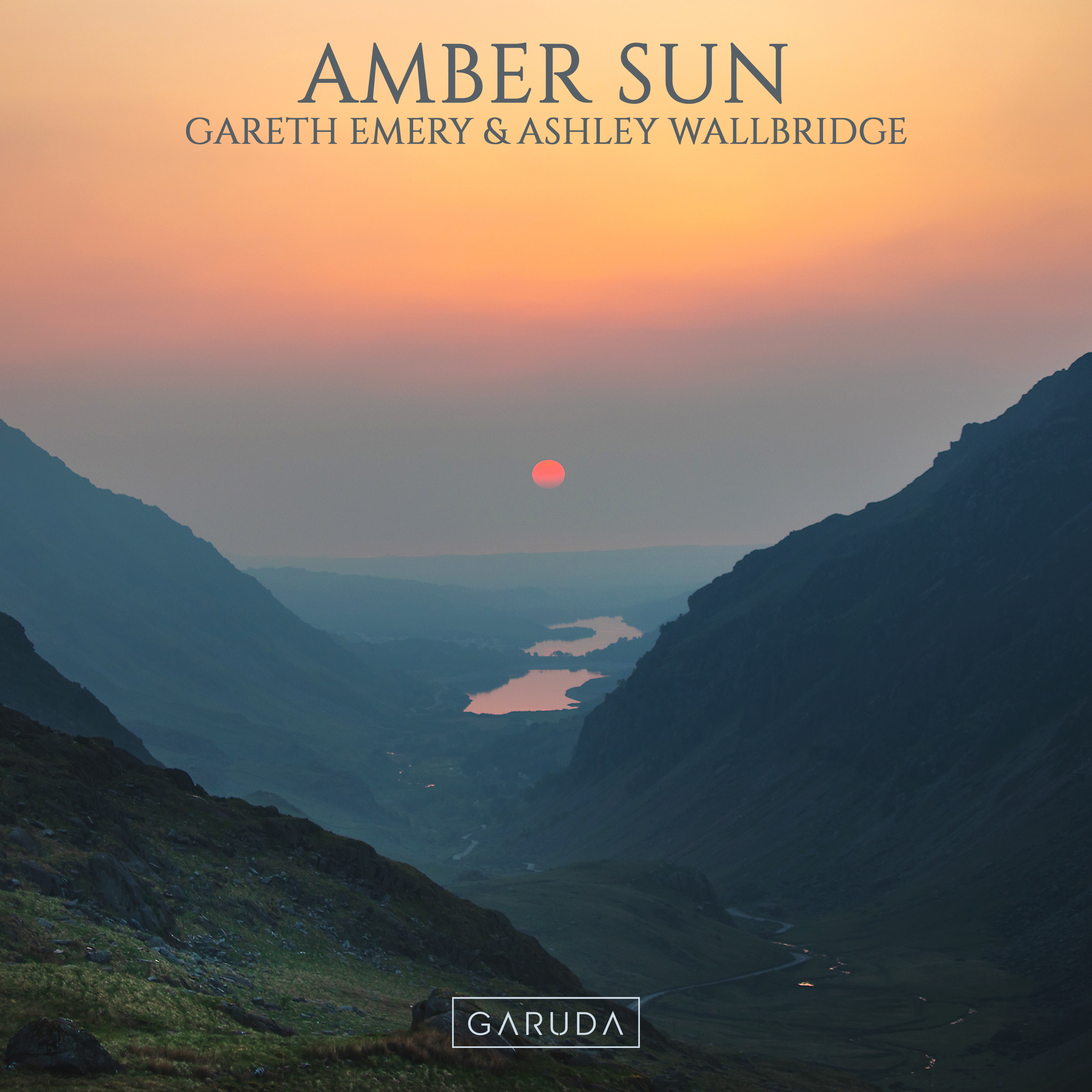 Gareth Emery & Ashley Wallbridge Amber Sun cover artwork