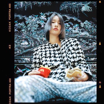 YUNHWAY — Polaroid cover artwork