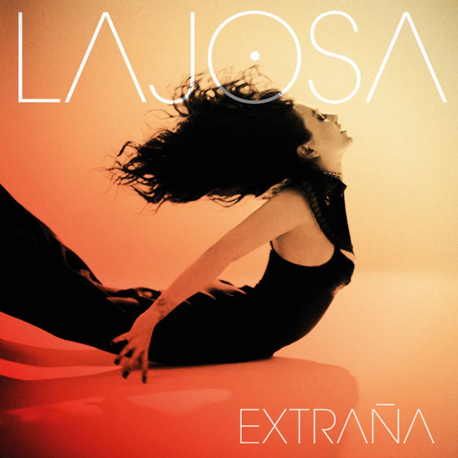María José — Extraña cover artwork