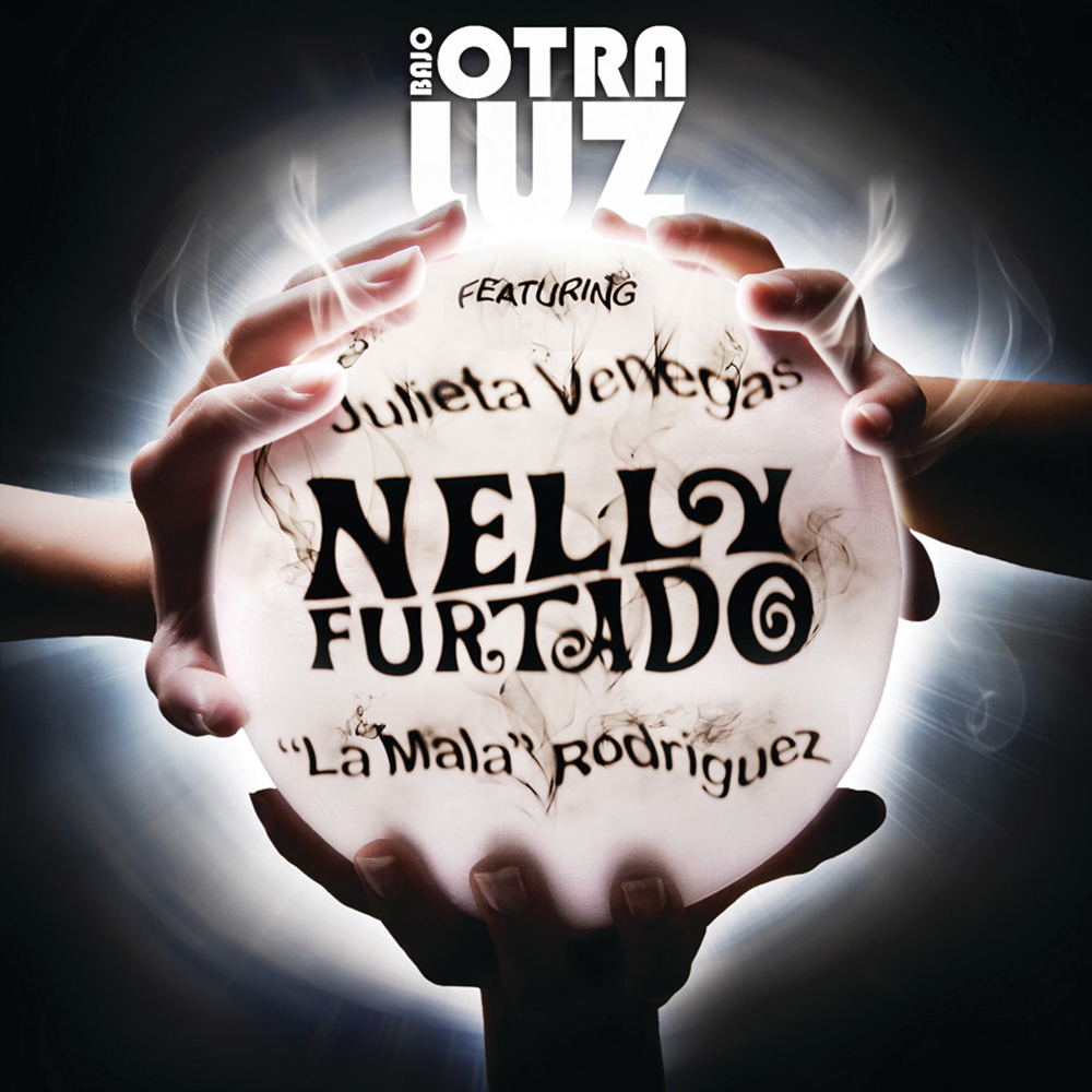 Nelly Furtado featuring Julieta Venegas — Bajo Otra Luz cover artwork