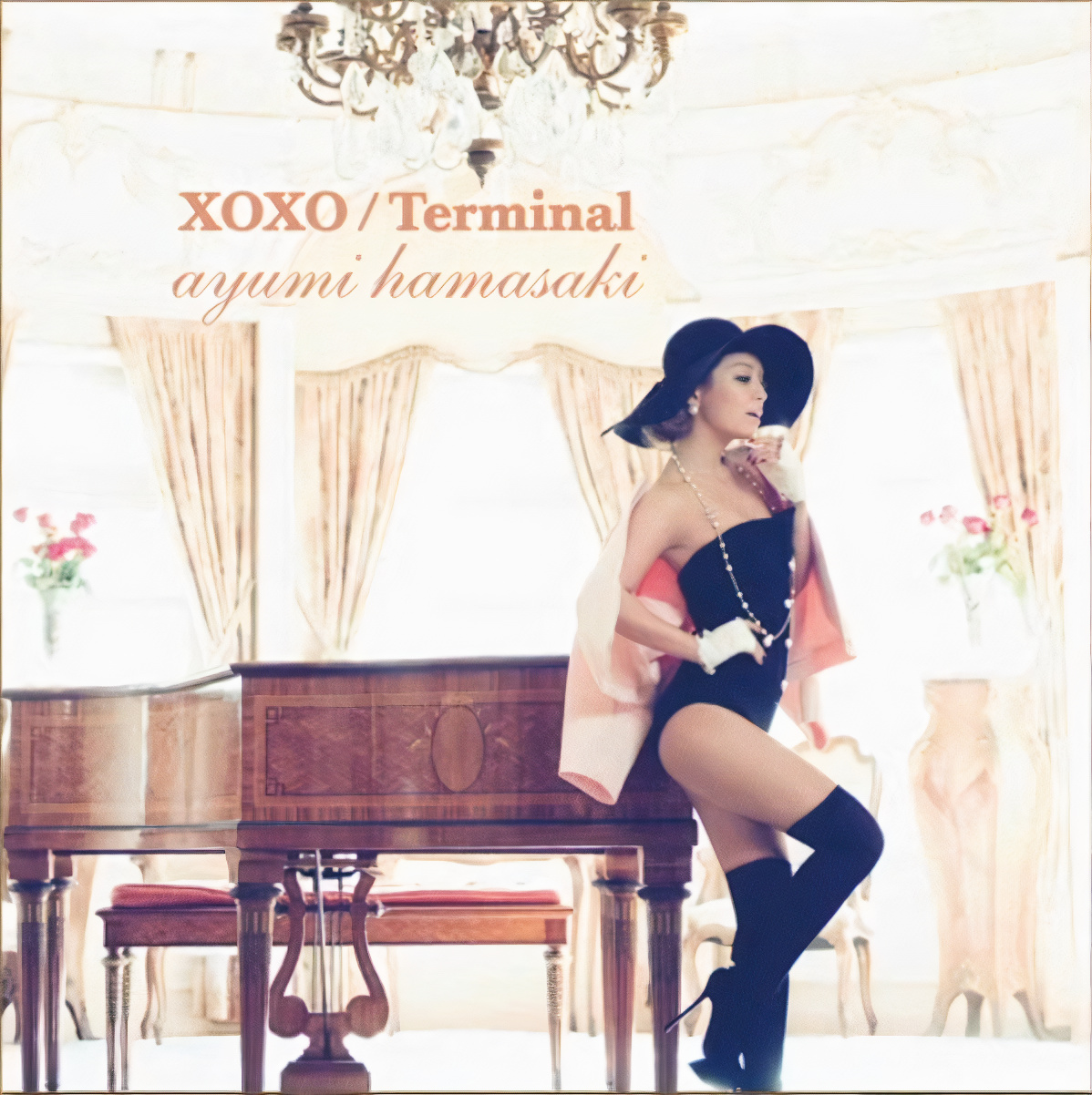 Ayumi Hamasaki XOXO cover artwork