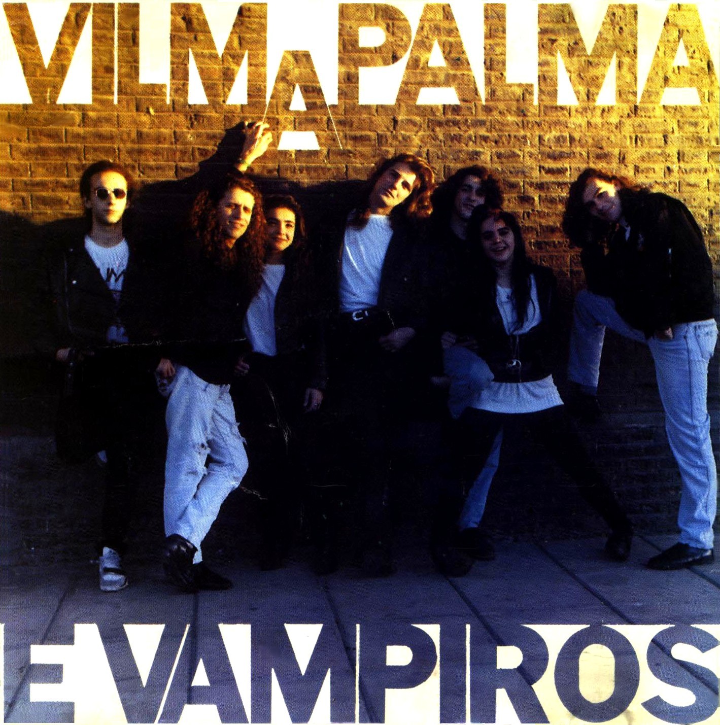 Vilma Palma e Vampiros — Cumbia cover artwork