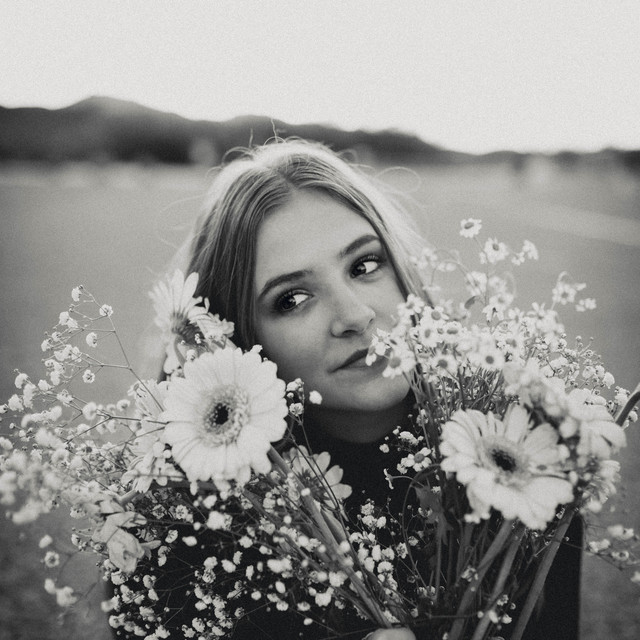 Emily Watts — La Vie En Rose cover artwork