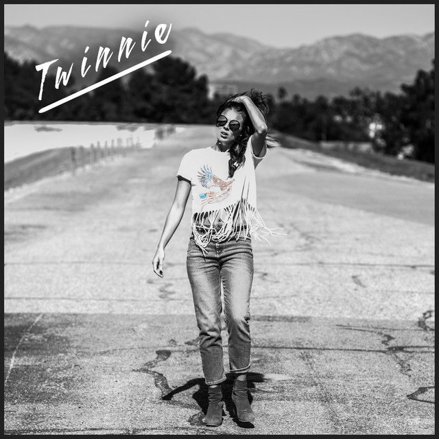 Twinnie Twinnie cover artwork