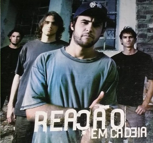 Reação Em Cadeia — Quase Amor cover artwork