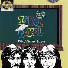 Joey De Leon, Vic Sotto, & Tito Sotto featuring Sexbomb Girls — Iskul Bukol cover artwork