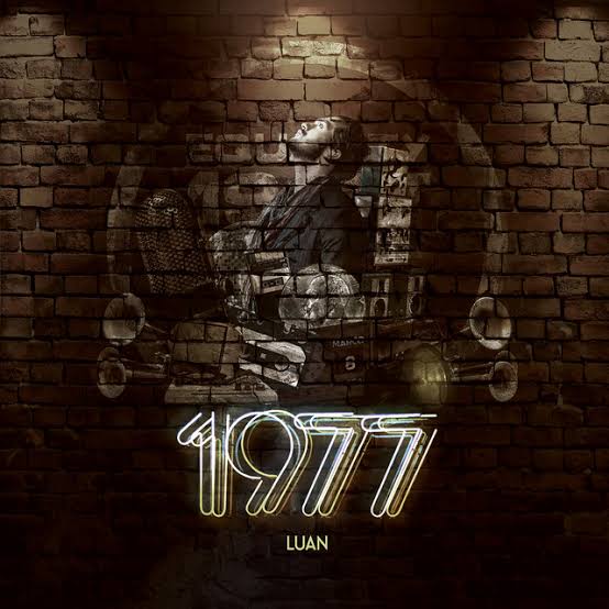 Luan Santana 1977 cover artwork