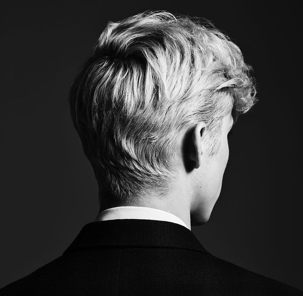 Troye Sivan — Seventeen cover artwork